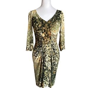 Boston Proper Green Abstract Print V Neck Ruched 3/4 Sleeve
Boston Proper Size 8